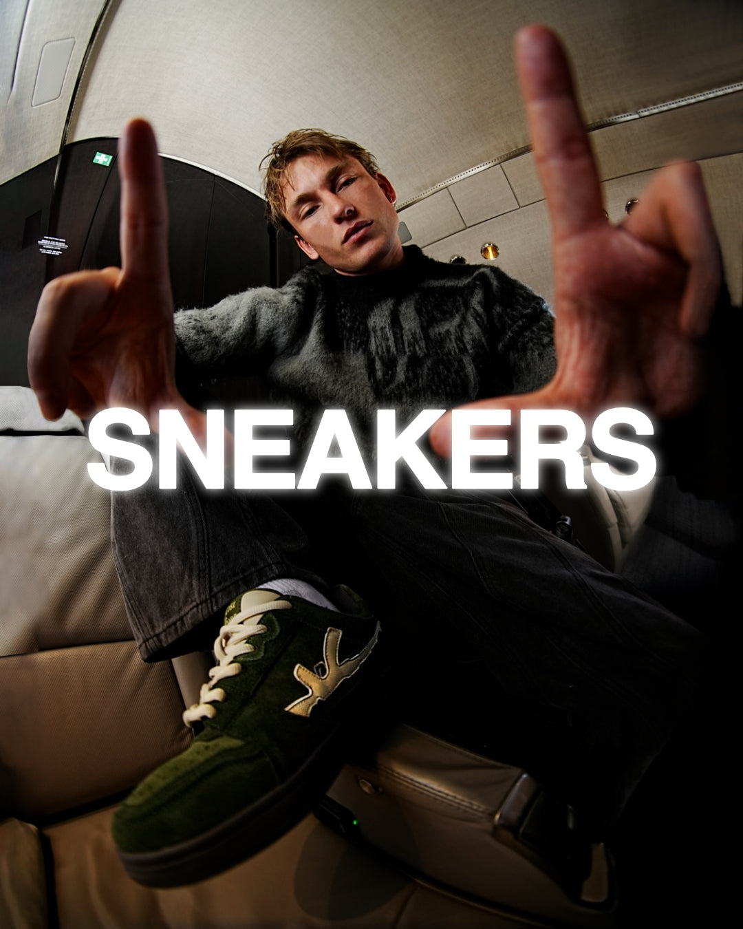 SNEAKERS