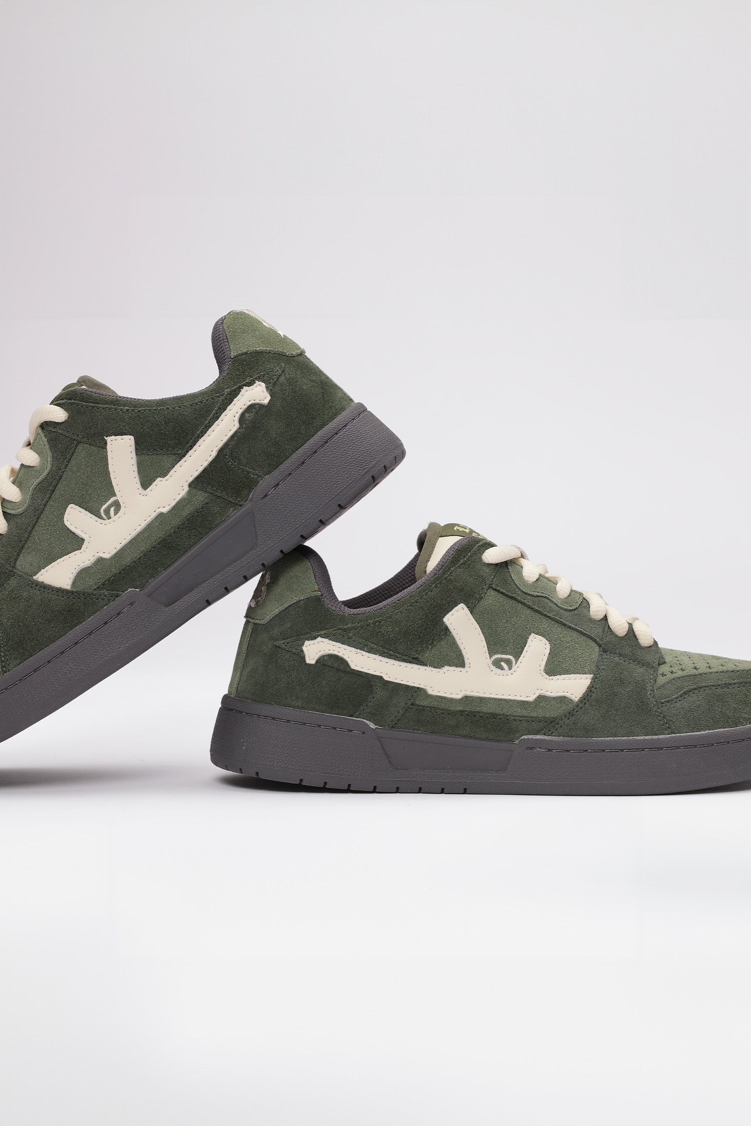 LOST BOYS DARK FOREST Sneaker Green/Black/Cream