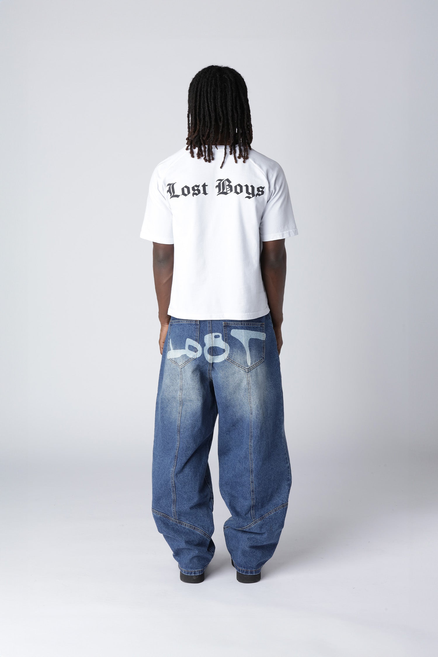 LOST BOYS OUTERSEAM LOGO JEANS Jeans Stonewashed Indigo Blue